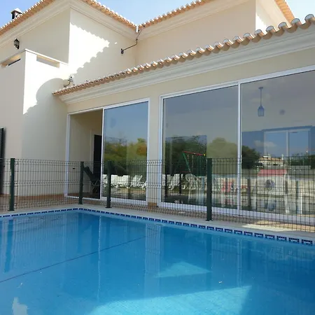Villas2go2 Mendez וילה *