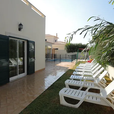 וילה Villas2go2 Mendez